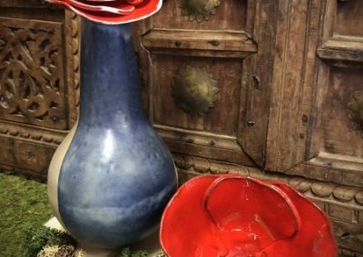 grand-soliflore-vase-en-ceramique-avec-fleur-en-forme-de-coquelicot