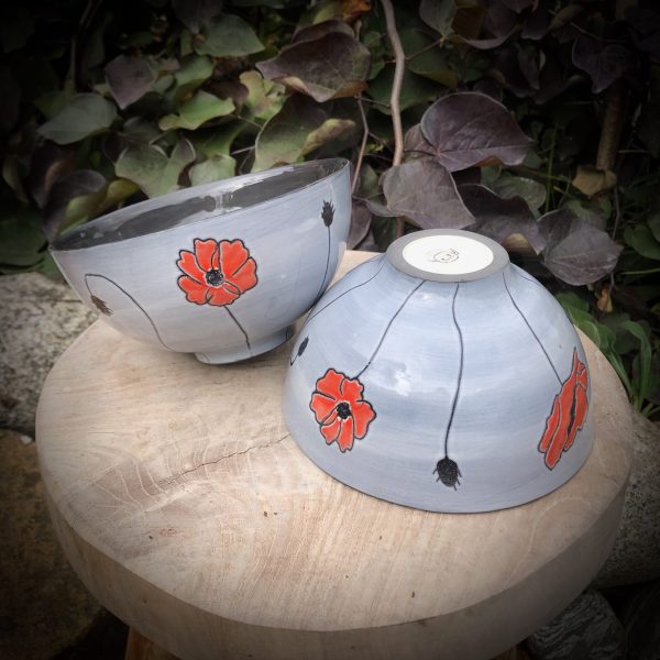 bols-en-ceramique-artisanale-motif-coquelicots-style-art-deco